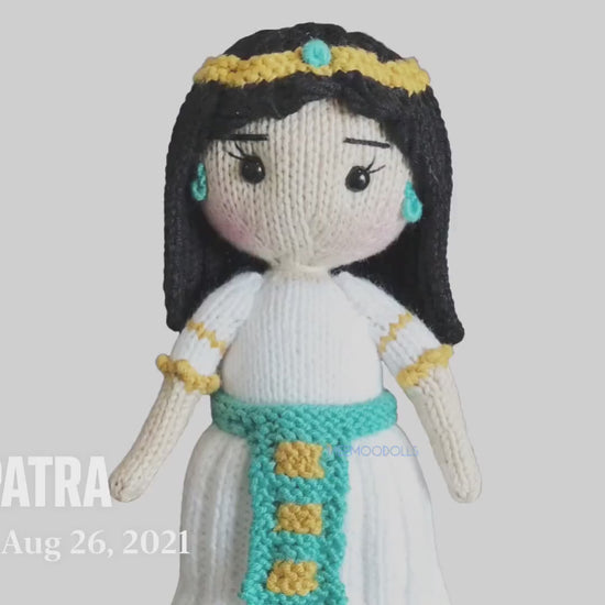 Knit Red Hair princess. Knitted toy Patterns. Meemoodolls.